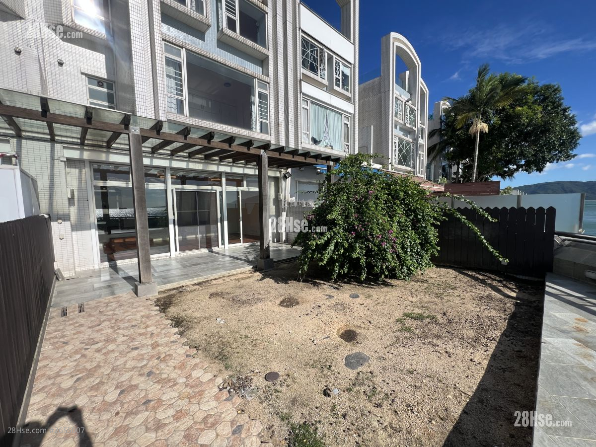 Aqua Blue Rental 4 Bedrooms , 3 Bathrooms 2,121 ft² Aqua Blue Rental 4 Bedrooms , 3 Bathrooms 2,121 ft²