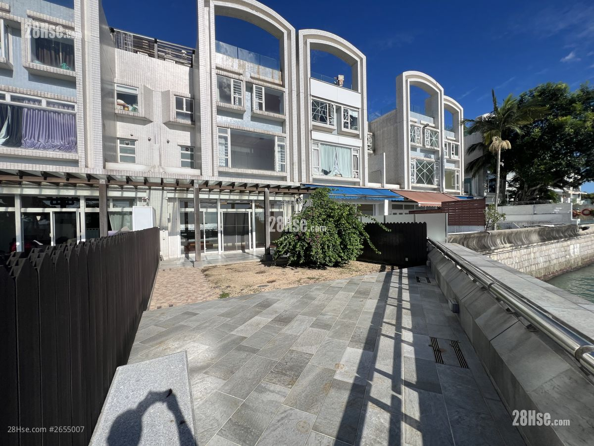 Aqua Blue Rental 4 Bedrooms , 3 Bathrooms 2,121 ft² Aqua Blue Rental 4 Bedrooms , 3 Bathrooms 2,121 ft²