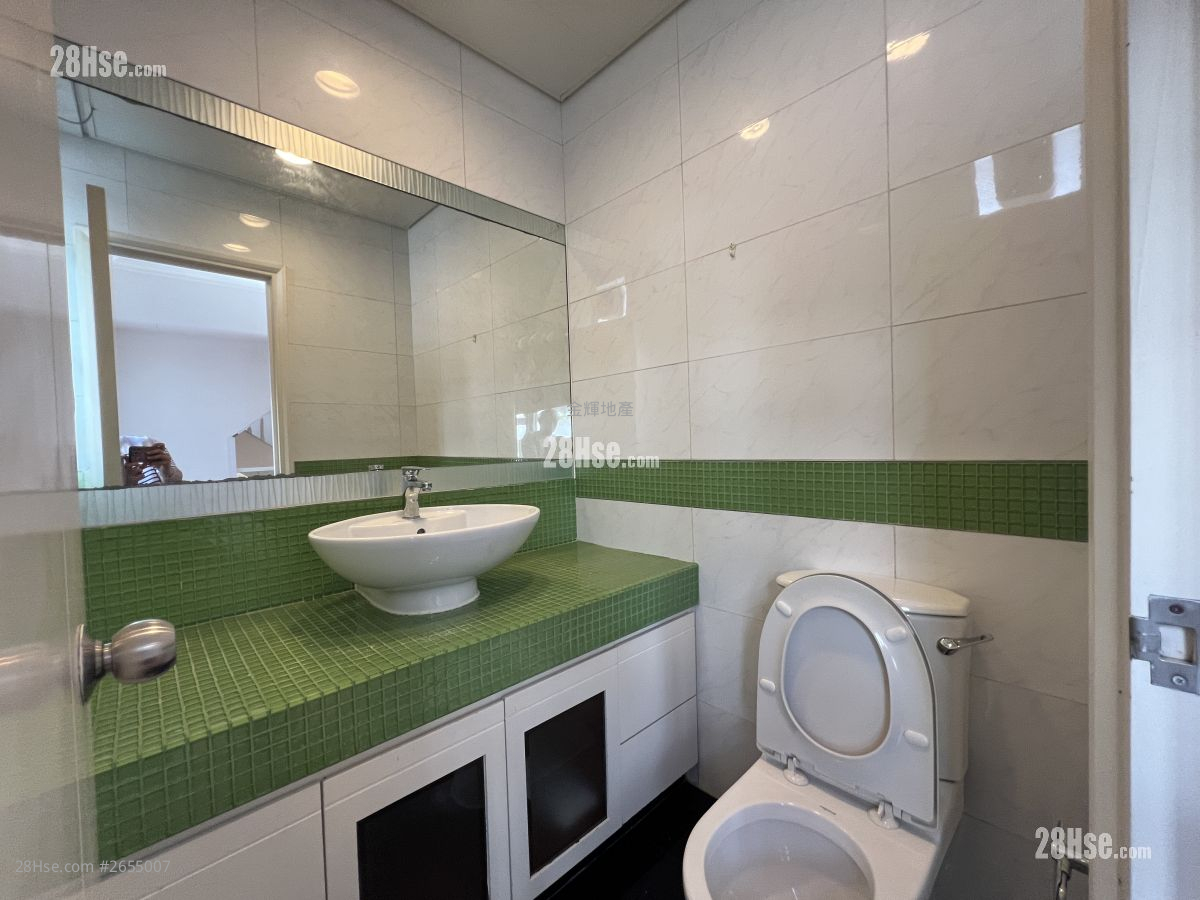 Aqua Blue Rental 4 Bedrooms , 3 Bathrooms 2,121 ft² Aqua Blue Rental 4 Bedrooms , 3 Bathrooms 2,121 ft²