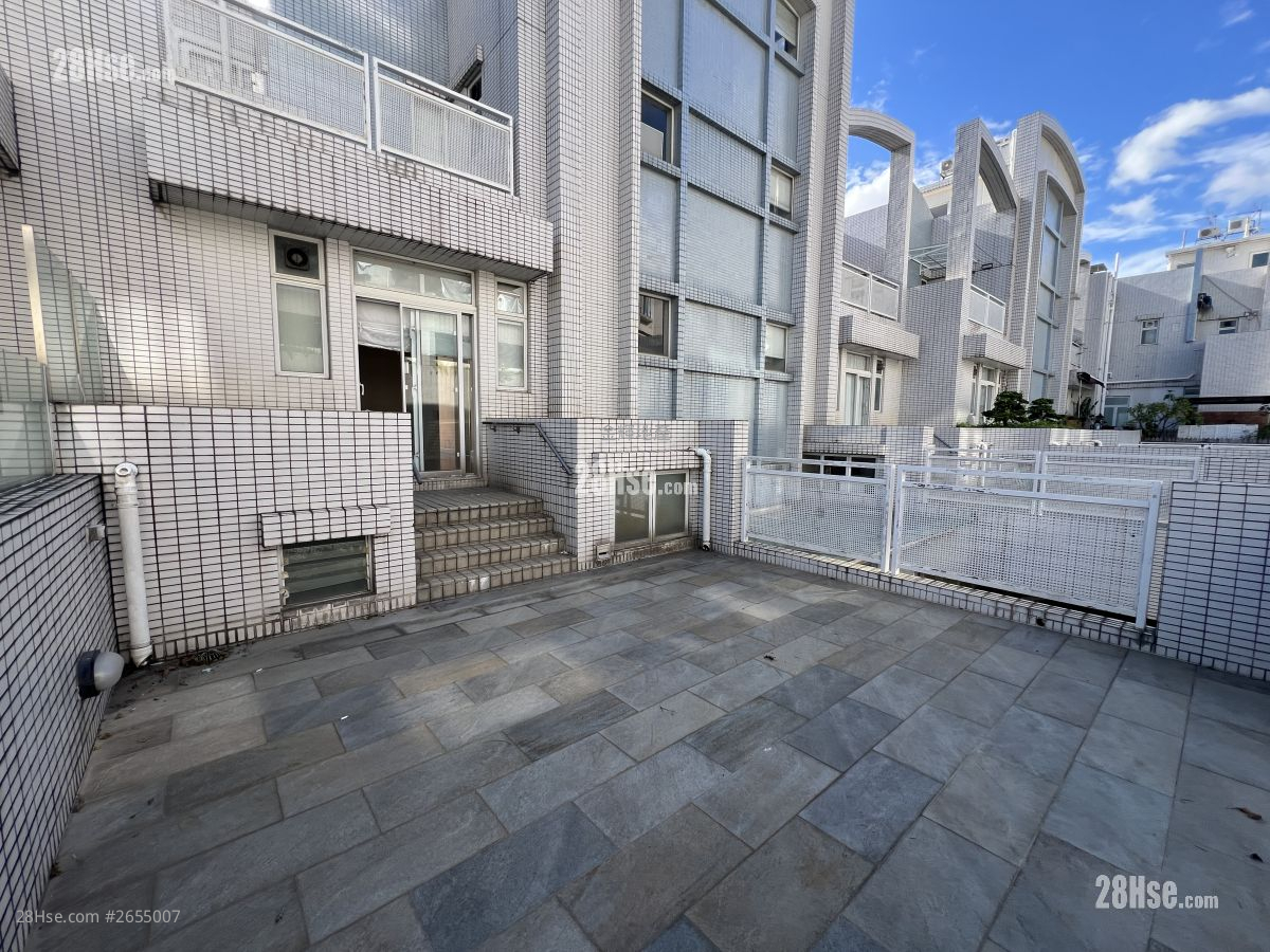 Aqua Blue Rental 4 Bedrooms , 3 Bathrooms 2,121 ft² Aqua Blue Rental 4 Bedrooms , 3 Bathrooms 2,121 ft²