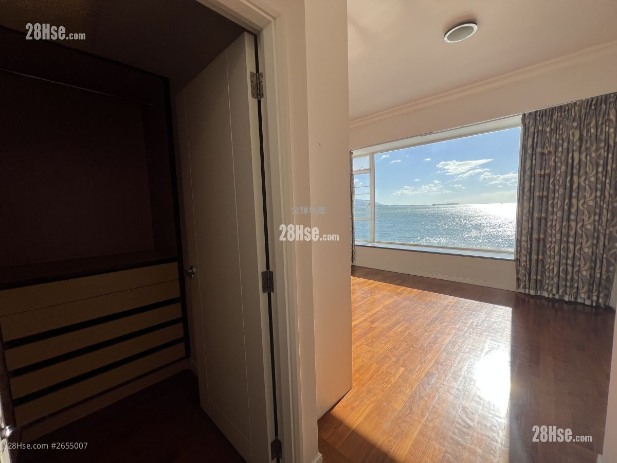 Aqua Blue Rental 4 Bedrooms , 3 Bathrooms 2,121 ft² Aqua Blue Rental 4 Bedrooms , 3 Bathrooms 2,121 ft²