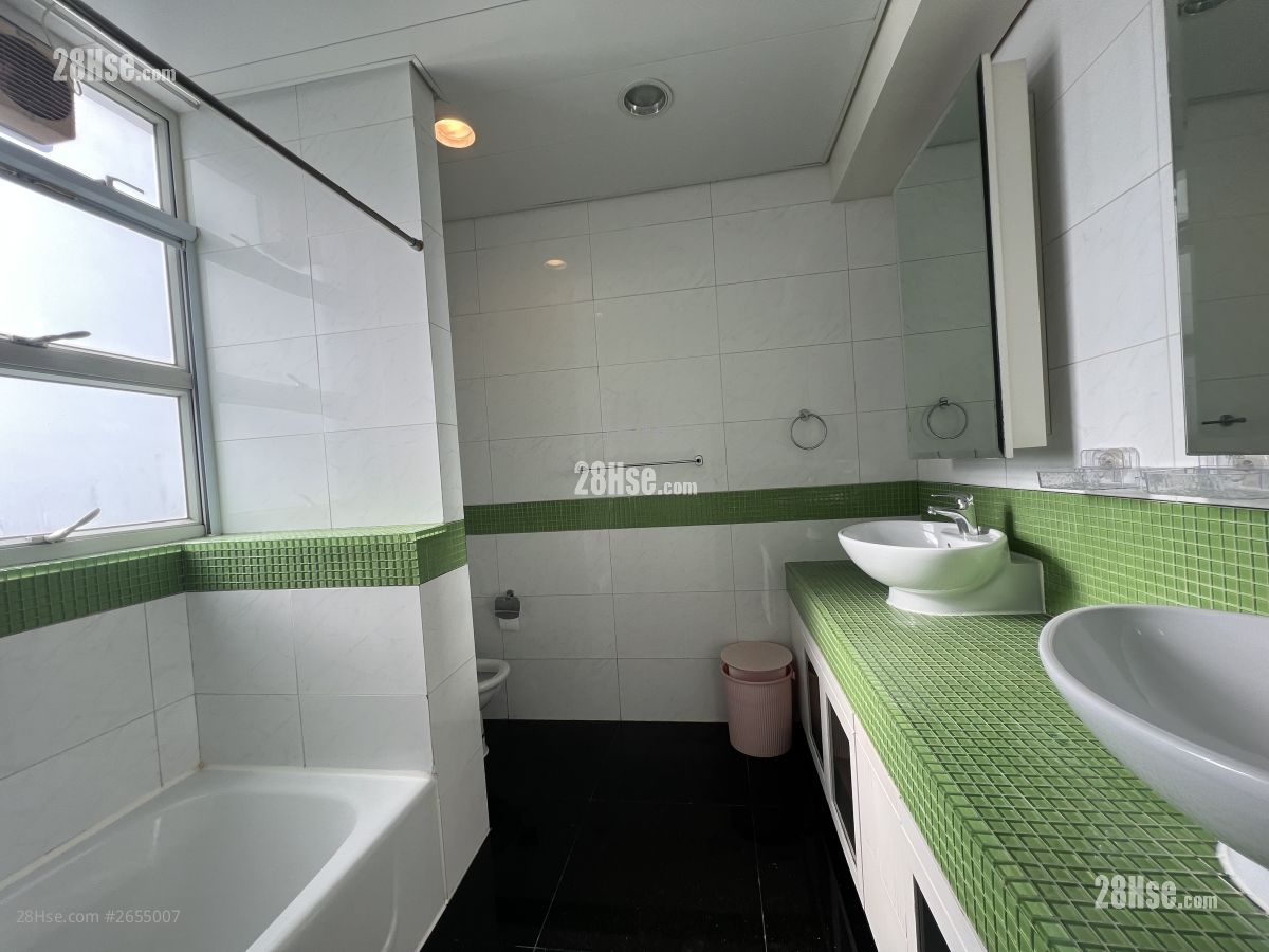 Aqua Blue Rental 4 Bedrooms , 3 Bathrooms 2,121 ft² Aqua Blue Rental 4 Bedrooms , 3 Bathrooms 2,121 ft²