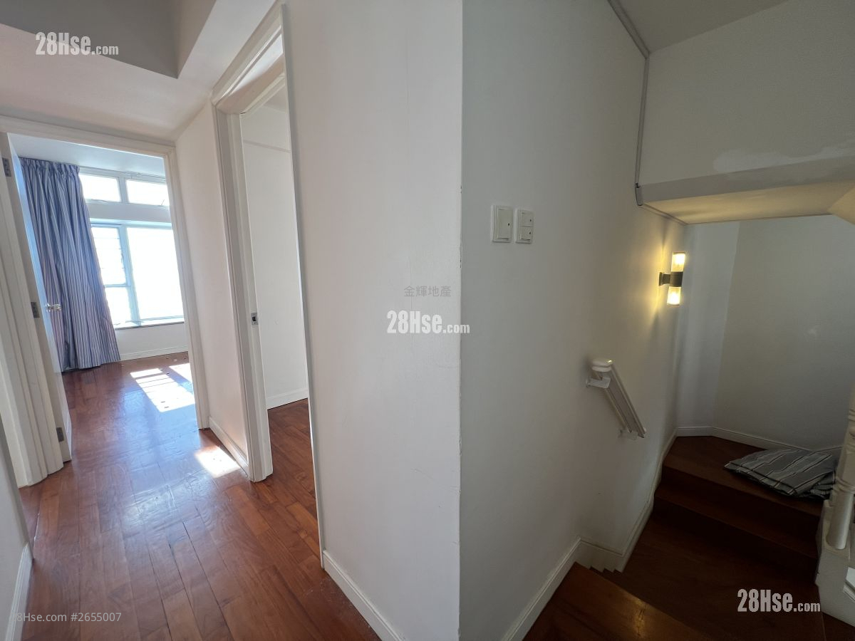 Aqua Blue Rental 4 Bedrooms , 3 Bathrooms 2,121 ft² Aqua Blue Rental 4 Bedrooms , 3 Bathrooms 2,121 ft²