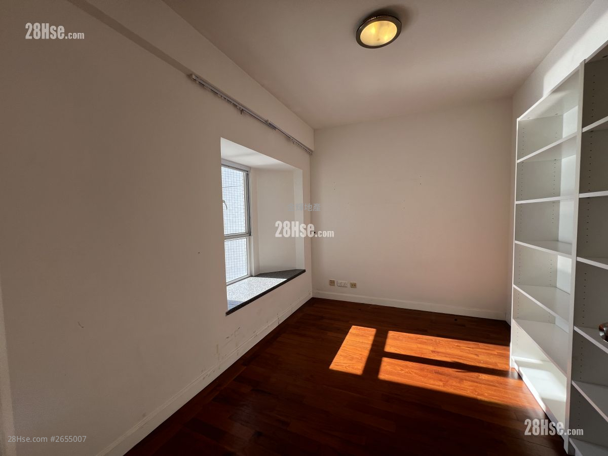 Aqua Blue Rental 4 Bedrooms , 3 Bathrooms 2,121 ft² Aqua Blue Rental 4 Bedrooms , 3 Bathrooms 2,121 ft²