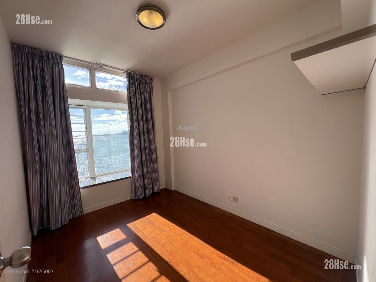Aqua Blue Rental 4 Bedrooms , 3 Bathrooms 2,121 ft² Aqua Blue Rental 4 Bedrooms , 3 Bathrooms 2,121 ft²