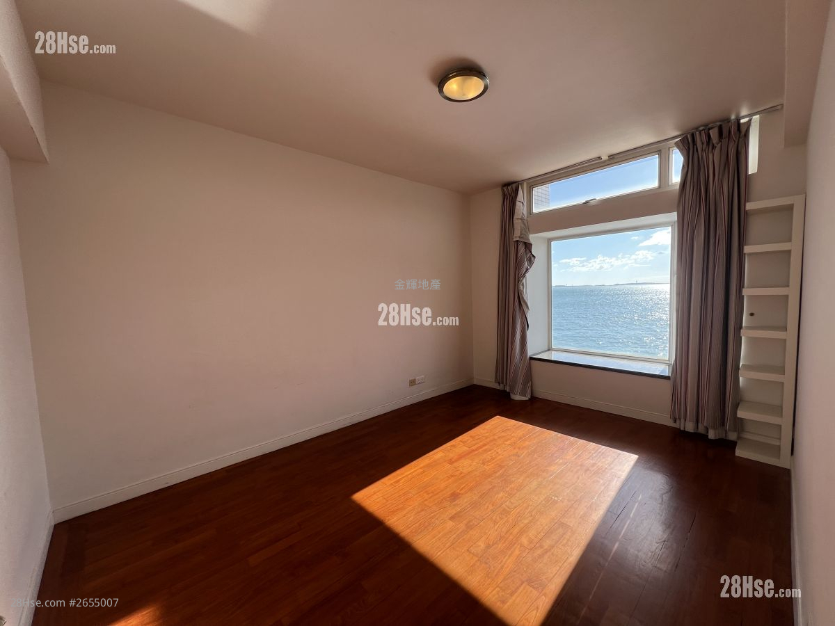 Aqua Blue Rental 4 Bedrooms , 3 Bathrooms 2,121 ft² Aqua Blue Rental 4 Bedrooms , 3 Bathrooms 2,121 ft²