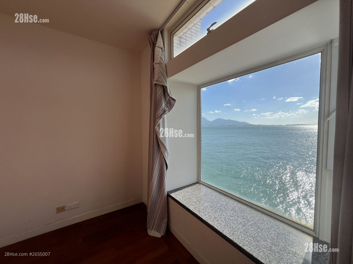 Aqua Blue Rental 4 Bedrooms , 3 Bathrooms 2,121 ft² Aqua Blue Rental 4 Bedrooms , 3 Bathrooms 2,121 ft²
