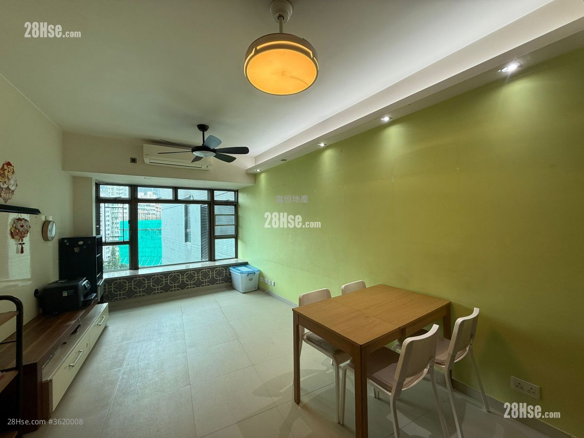 Royal Peninsula Sell 3 Bedrooms , 2 Bathrooms 713 ft² Royal Peninsula Sell 3 Bedrooms , 2 Bathrooms 713 ft²