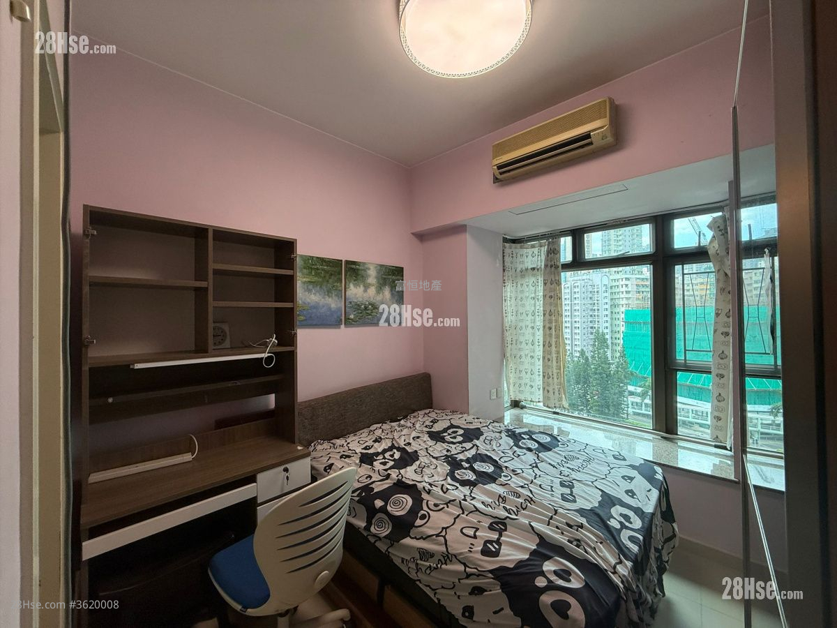 Royal Peninsula Sell 3 Bedrooms , 2 Bathrooms 713 ft² Royal Peninsula Sell 3 Bedrooms , 2 Bathrooms 713 ft²