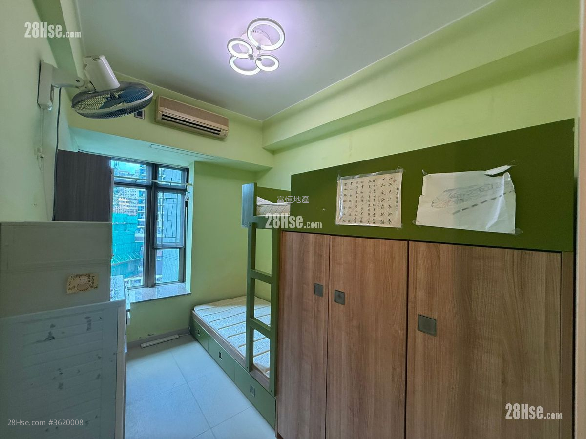 Royal Peninsula Sell 3 Bedrooms , 2 Bathrooms 713 ft² Royal Peninsula Sell 3 Bedrooms , 2 Bathrooms 713 ft²