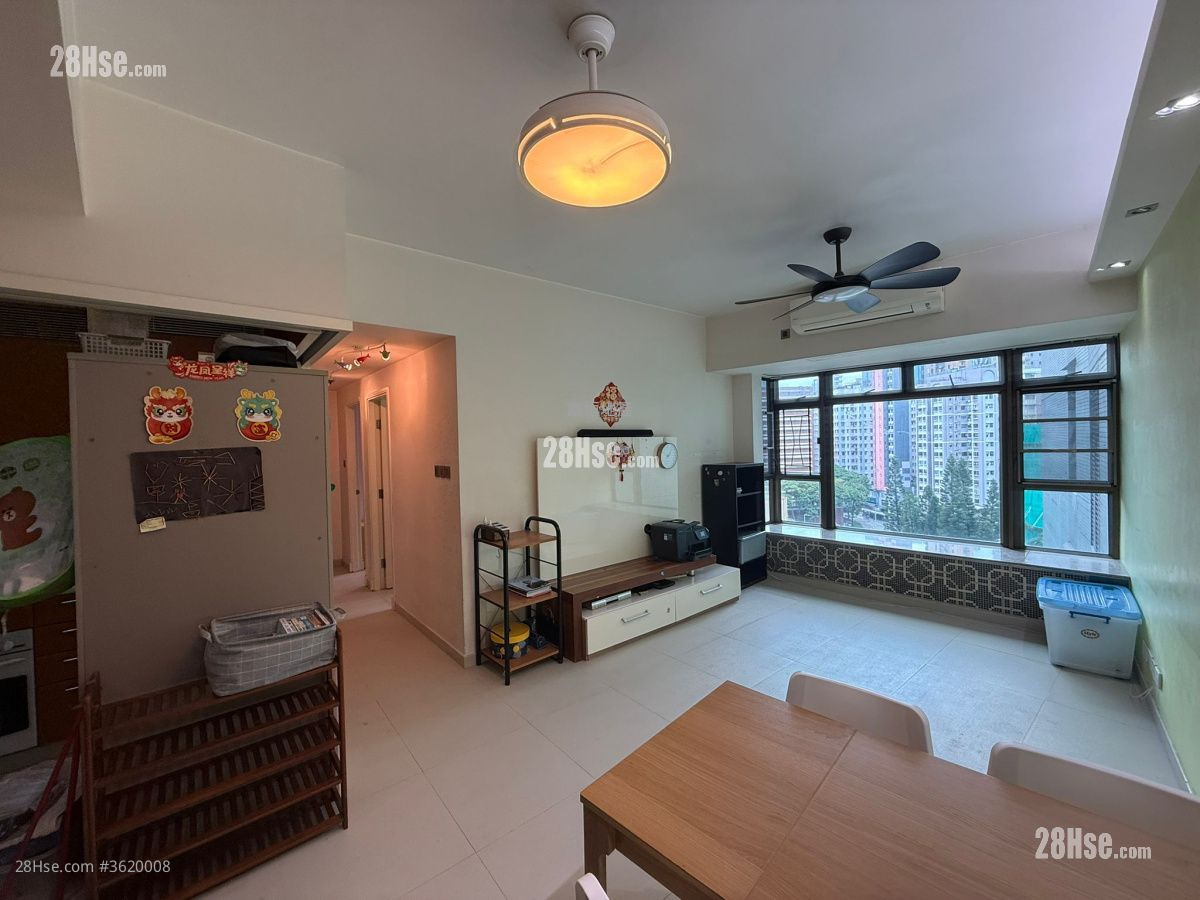Royal Peninsula Sell 3 Bedrooms , 2 Bathrooms 713 ft² Royal Peninsula Sell 3 Bedrooms , 2 Bathrooms 713 ft²