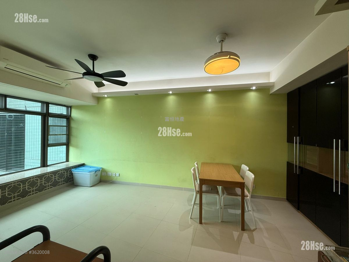 Royal Peninsula Sell 3 Bedrooms , 2 Bathrooms 713 ft² Royal Peninsula Sell 3 Bedrooms , 2 Bathrooms 713 ft²