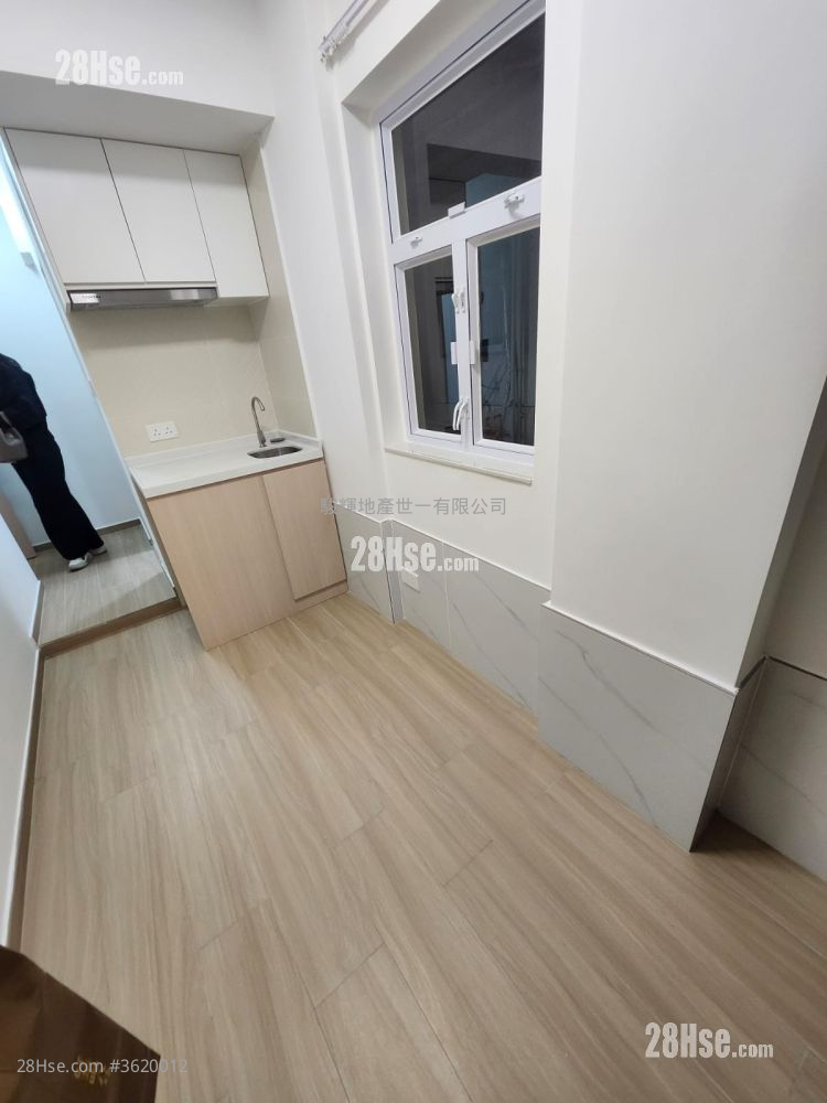 Man Fai Building Rental 1 Bedroom , 1 Bathroom 170 ft² Man Fai Building Rental 1 Bedroom , 1 Bathroom 170 ft²