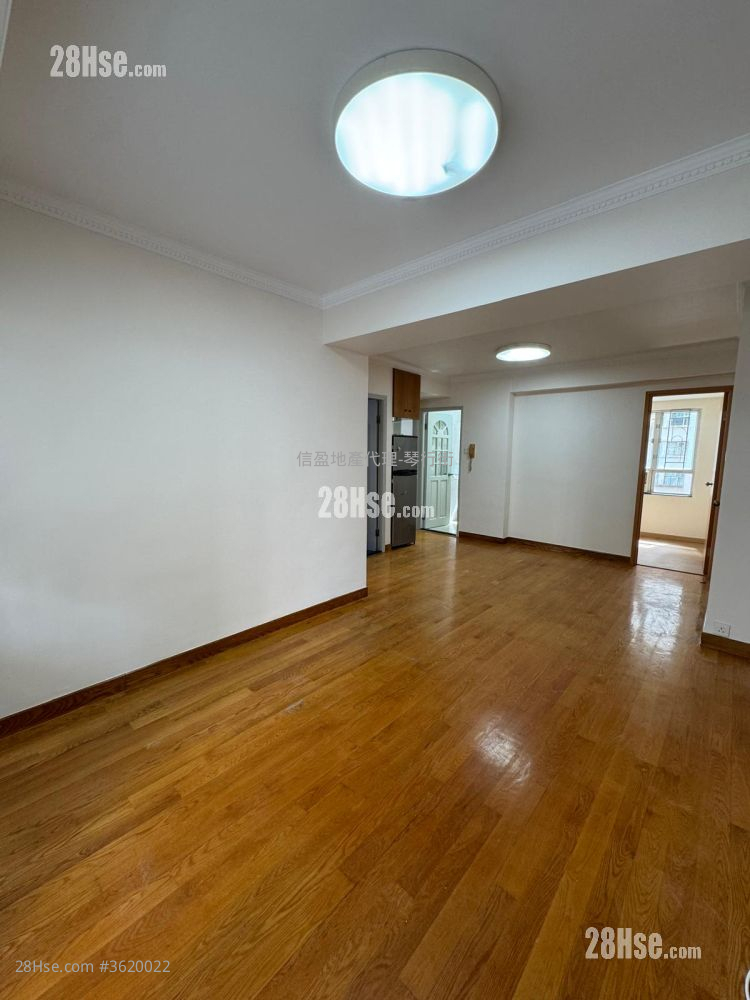 Universal Towers Rental 3 Bedrooms , 1 Bathroom 684 ft² Universal Towers Rental 3 Bedrooms , 1 Bathroom 684 ft²