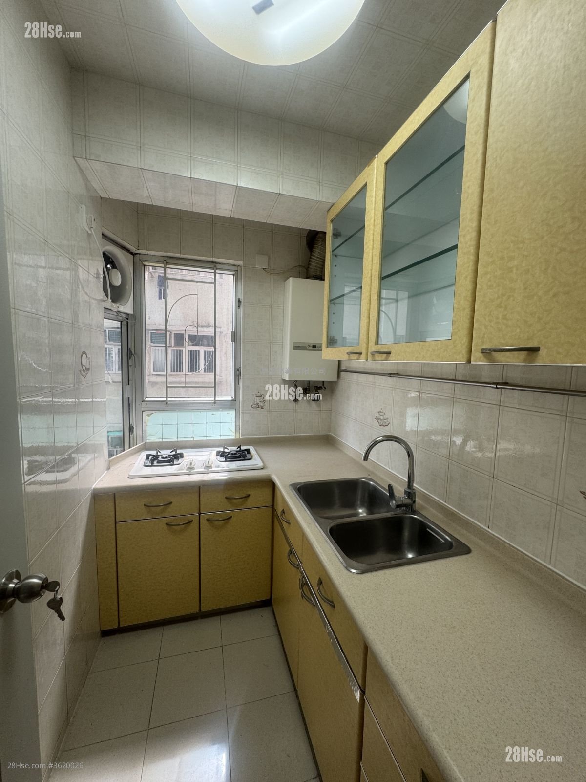 Universal Towers Rental 3 Bedrooms , 1 Bathroom 681 ft² Universal Towers Rental 3 Bedrooms , 1 Bathroom 681 ft²