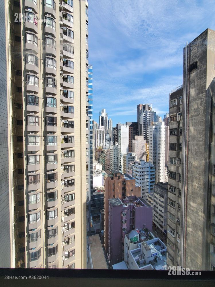 Connaught Garden Sell 2 Bedrooms , 1 Bathroom 310 ft² Connaught Garden Sell 2 Bedrooms , 1 Bathroom 310 ft²