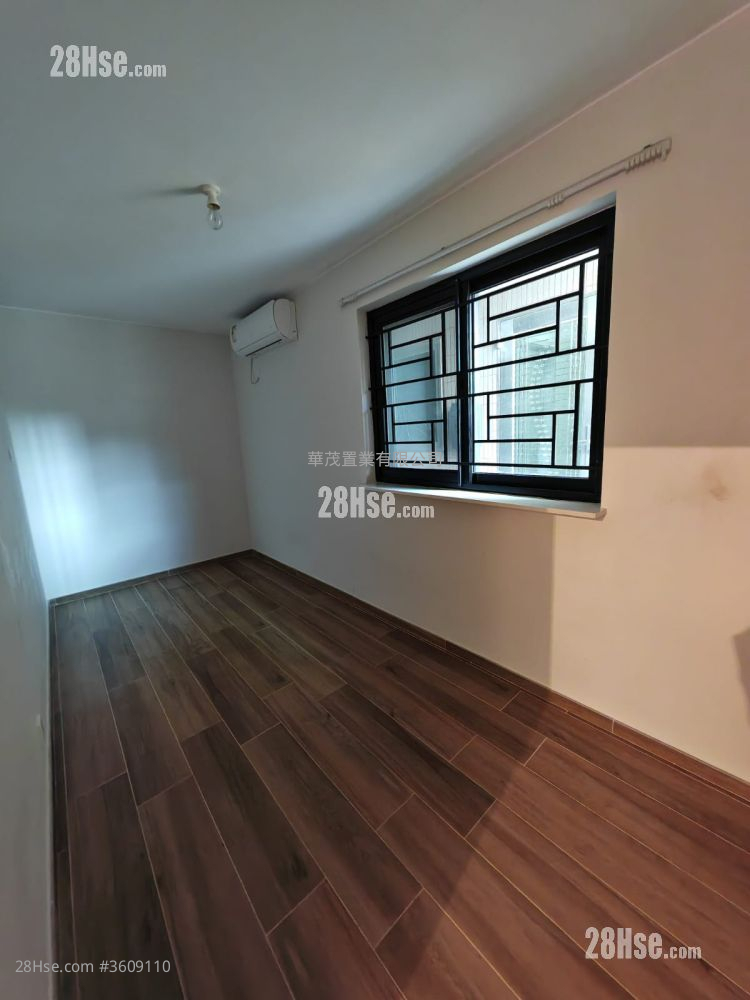 Village Rental 2 Bedrooms , 1 Bathroom 600 ft² Village Rental 2 Bedrooms , 1 Bathroom 600 ft²