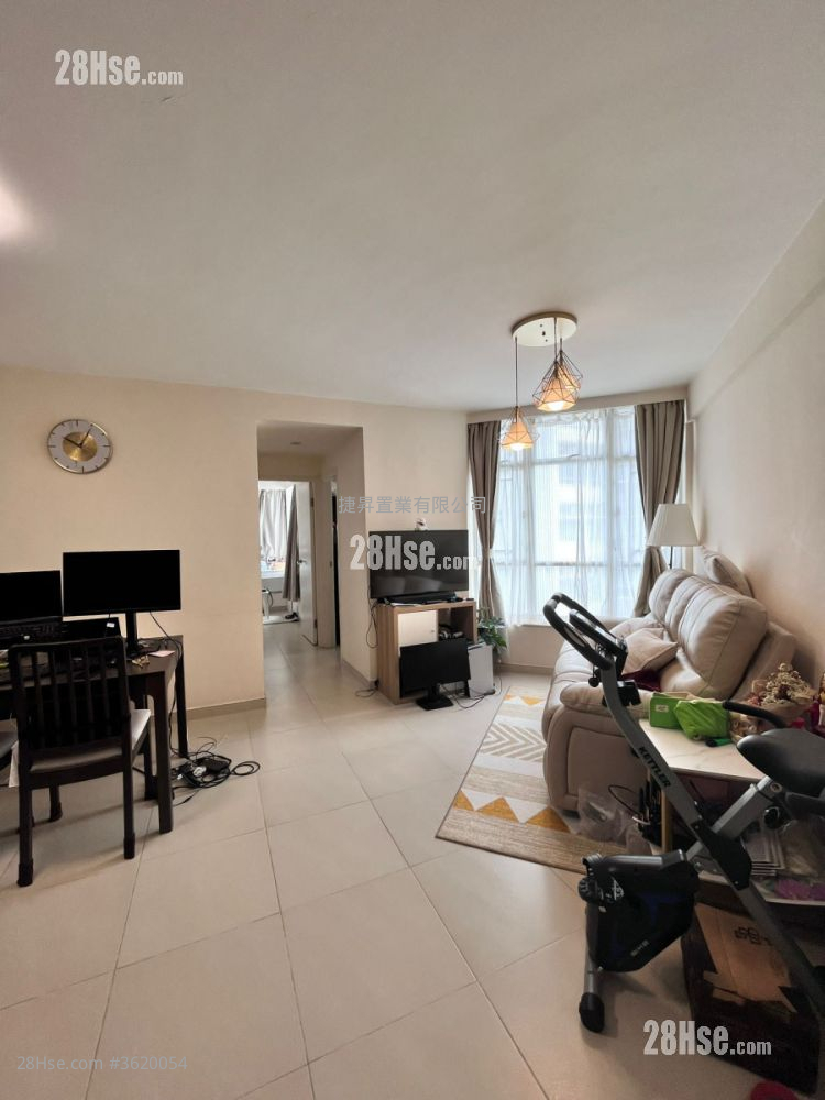 Whampoa Garden Sell 2 Bedrooms , 1 Bathroom 503 ft² Whampoa Garden Sell 2 Bedrooms , 1 Bathroom 503 ft²