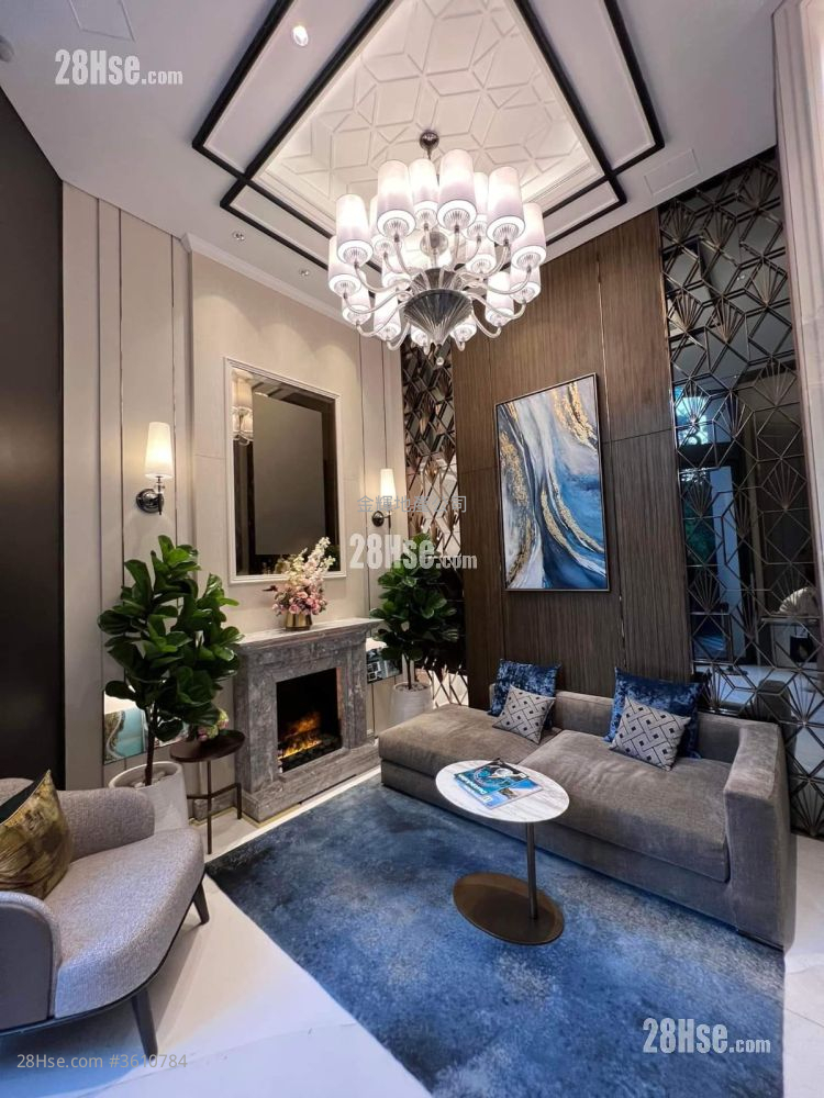 The Royale Rental Studio , 1 Bathroom 224 ft² The Royale Rental Studio , 1 Bathroom 224 ft²
