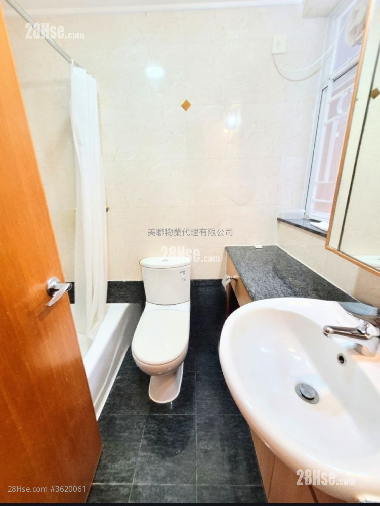 Liberte Sell 2 Bedrooms , 1 Bathroom 522 ft² Liberte Sell 2 Bedrooms , 1 Bathroom 522 ft²
