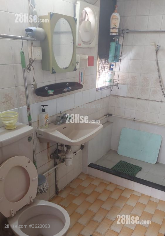 Hang Lung Bank Western Branch Building Sell 1 Bathroom 243 ft² Hang Lung Bank Western Branch Building Sell 1 Bathroom 243 ft²
