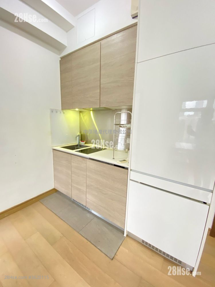 The Reach Sell 2 Bedrooms 357 ft² The Reach Sell 2 Bedrooms 357 ft²