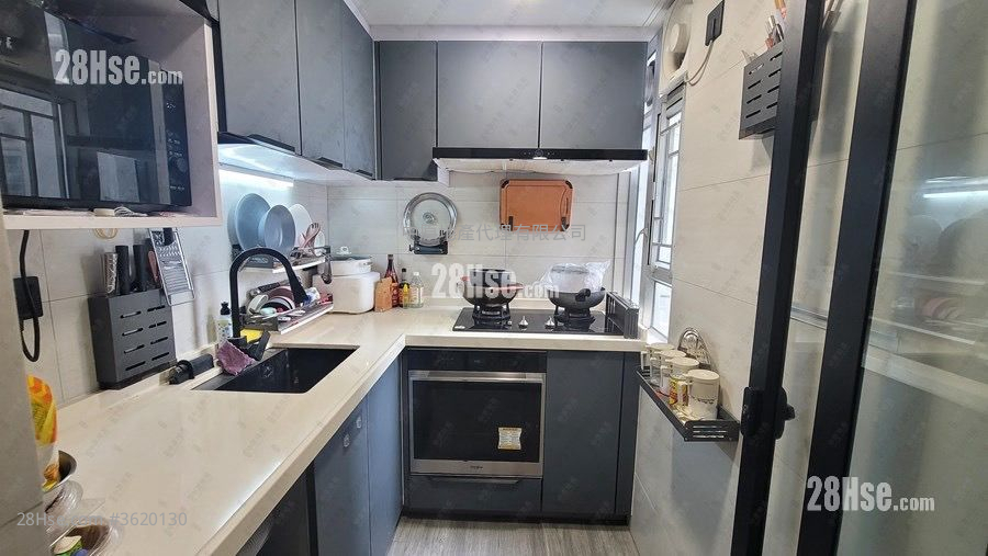 Hoi Lok Court Sell 2 Bedrooms 391 ft² Hoi Lok Court Sell 2 Bedrooms 391 ft²