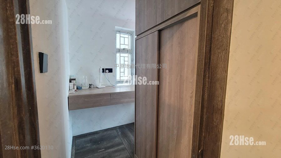 Hoi Lok Court Sell 2 Bedrooms 391 ft² Hoi Lok Court Sell 2 Bedrooms 391 ft²
