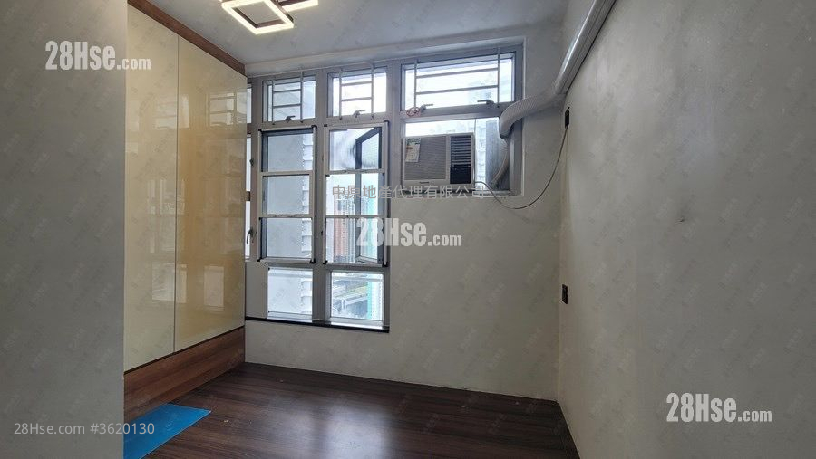 Hoi Lok Court Sell 2 Bedrooms 391 ft² Hoi Lok Court Sell 2 Bedrooms 391 ft²