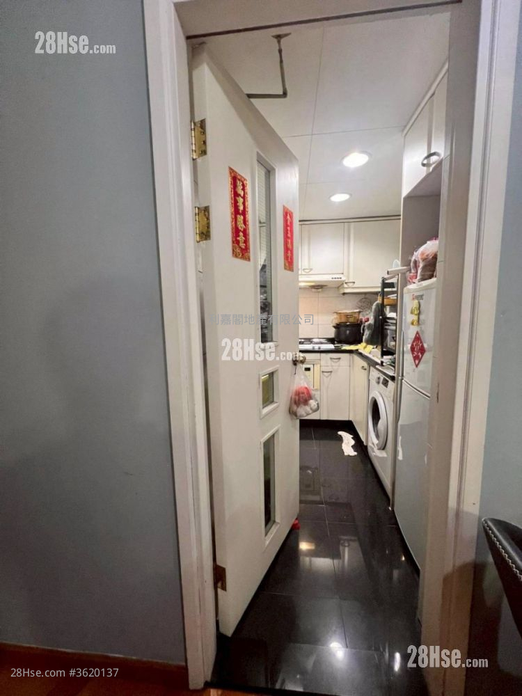 Horizon Place Sell 2 Bedrooms 396 ft² Horizon Place Sell 2 Bedrooms 396 ft²