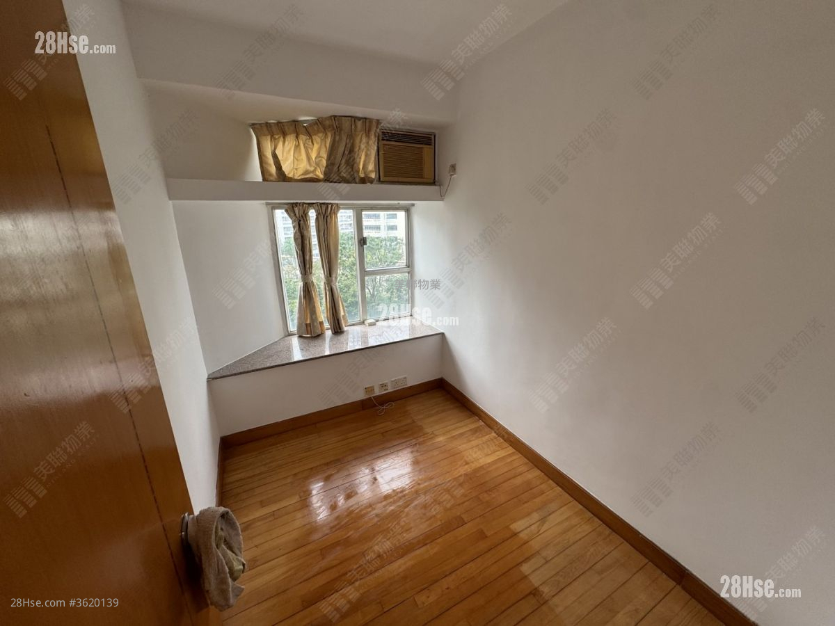 Kingswood Villas Sell 2 Bedrooms 441 ft² Kingswood Villas Sell 2 Bedrooms 441 ft²