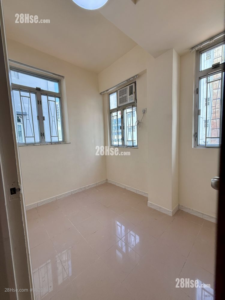 Leung Chau Building Rental 2 Bedrooms , 1 Bathroom 280 ft² Leung Chau Building Rental 2 Bedrooms , 1 Bathroom 280 ft²