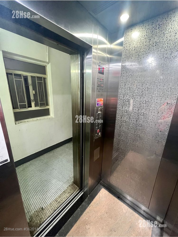 Leung Chau Building Rental 2 Bedrooms , 1 Bathroom 280 ft² Leung Chau Building Rental 2 Bedrooms , 1 Bathroom 280 ft²