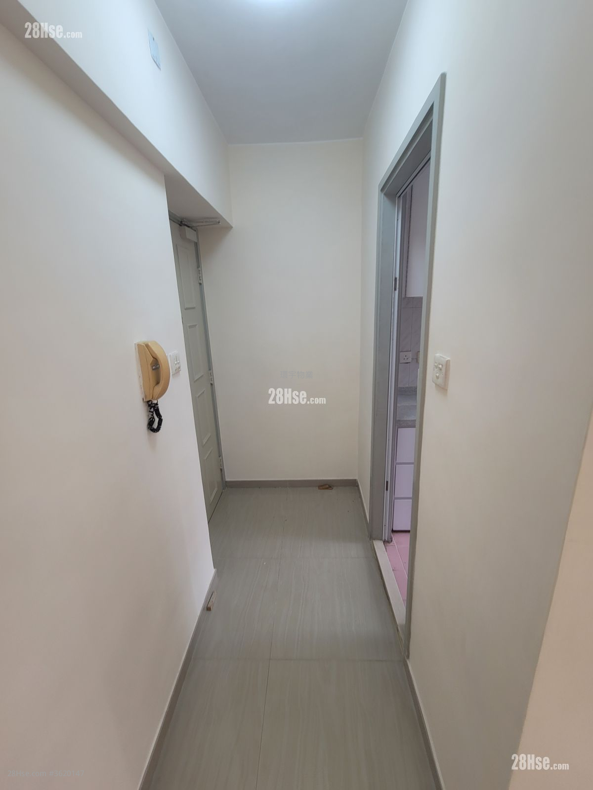 Town Square Rental 3 Bedrooms , 2 Bathrooms 745 ft² Town Square Rental 3 Bedrooms , 2 Bathrooms 745 ft²