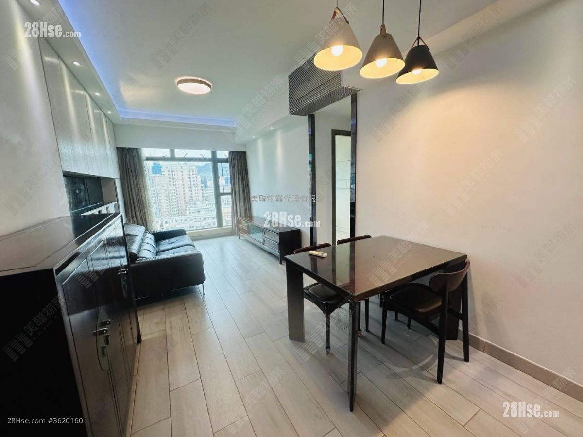 Royal Peninsula Sell 2 Bedrooms 561 ft²