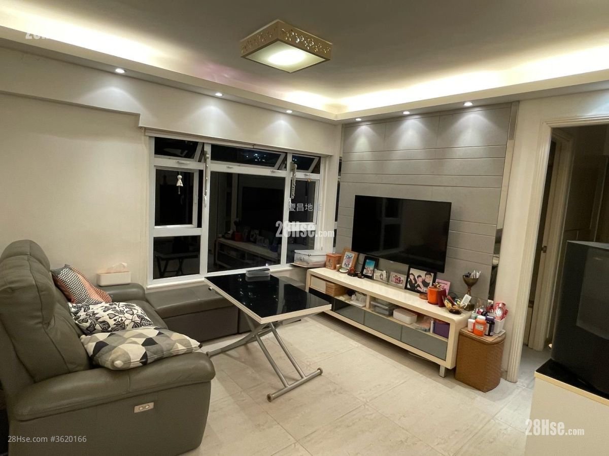 Maple Gardens Sell 3 Bedrooms , 2 Bathrooms 608 ft² Maple Gardens Sell 3 Bedrooms , 2 Bathrooms 608 ft²