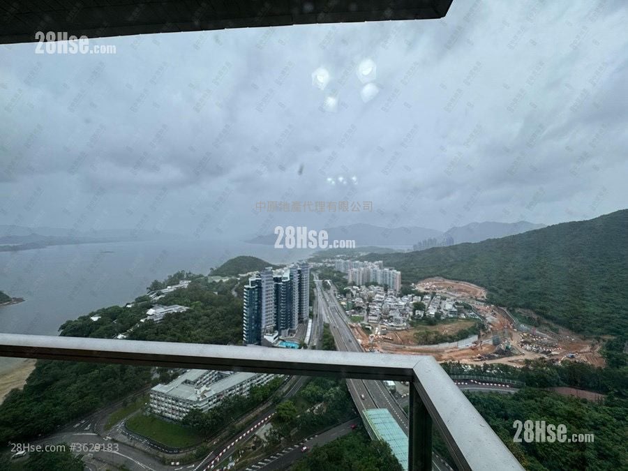 Lake Silver Sell 3 Bedrooms 762 ft² Lake Silver Sell 3 Bedrooms 762 ft²