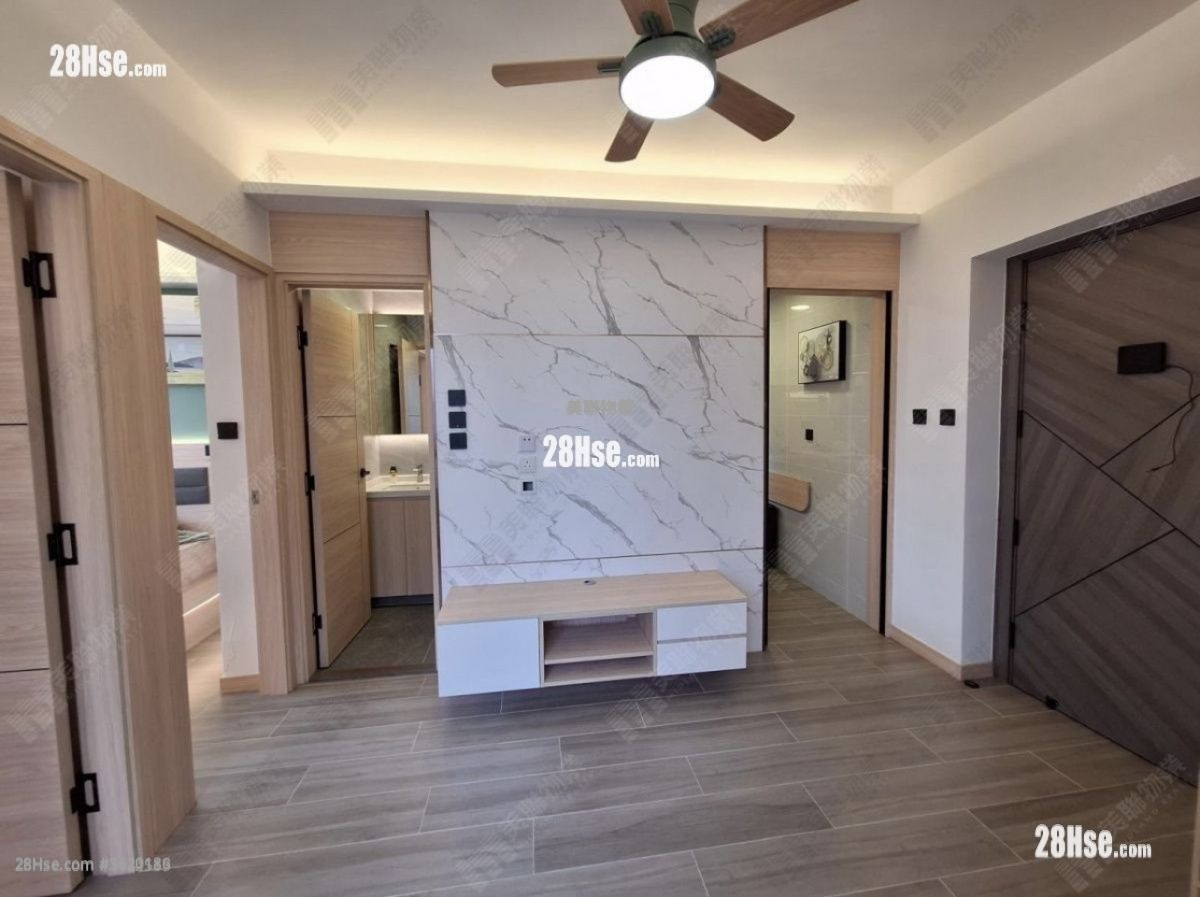 Tuen Mun Town Plaza Sell 2 Bedrooms 349 ft² Tuen Mun Town Plaza Sell 2 Bedrooms 349 ft²