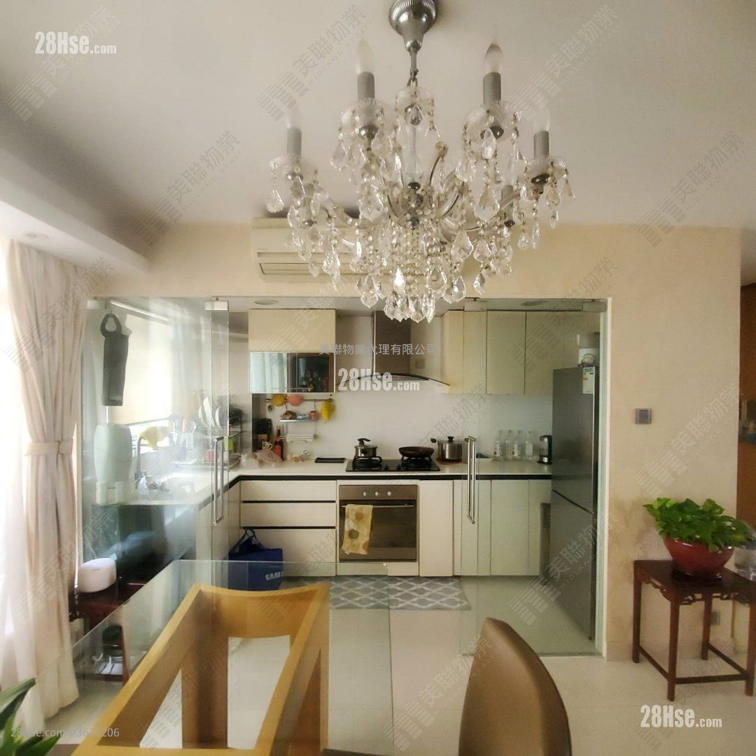 Mei Foo Sun Chuen Sell 3 Bedrooms , 3 Bathrooms 588 ft² Mei Foo Sun Chuen Sell 3 Bedrooms , 3 Bathrooms 588 ft²