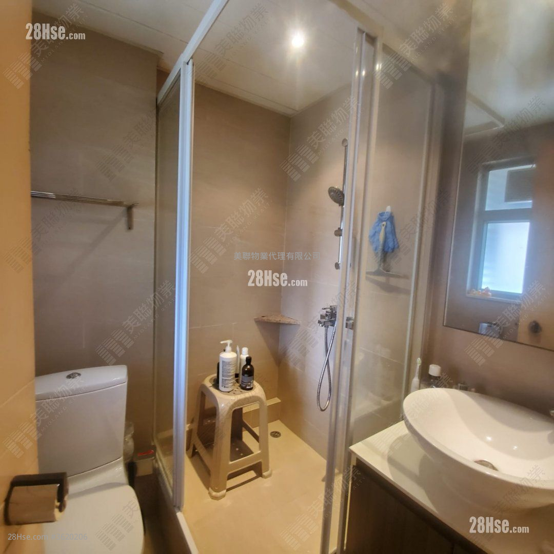 Mei Foo Sun Chuen Sell 3 Bedrooms , 3 Bathrooms 588 ft² Mei Foo Sun Chuen Sell 3 Bedrooms , 3 Bathrooms 588 ft²