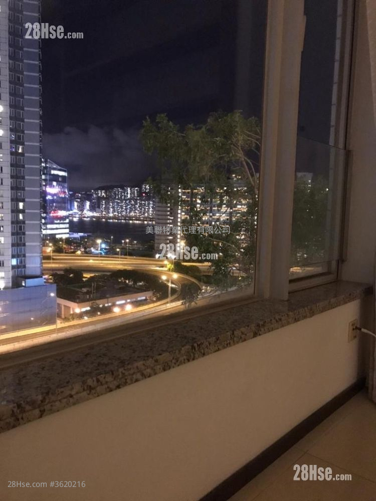 The Metropolis Residence Sell 2 Bedrooms 480 ft²