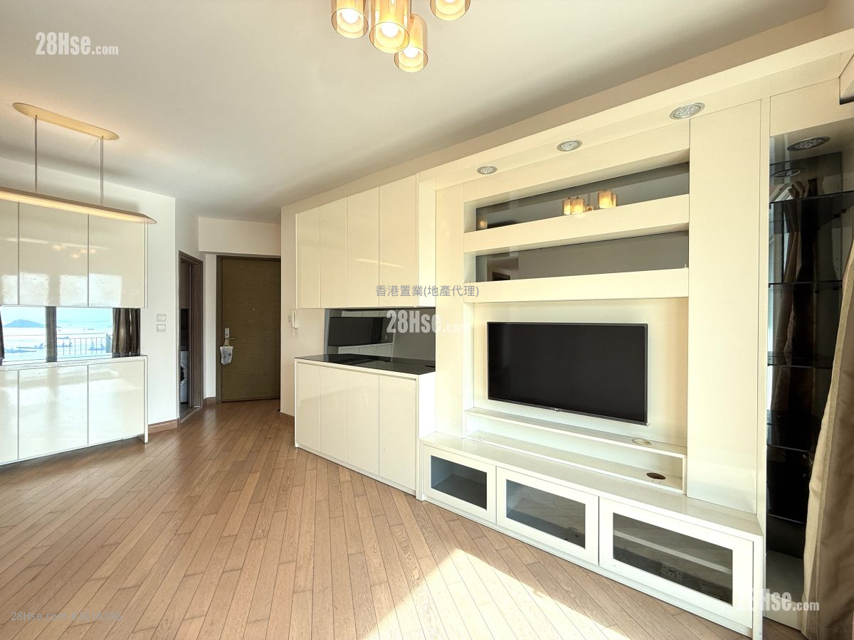Florient Rise Rental 3 Bedrooms , 2 Bathrooms 635 ft² Florient Rise Rental 3 Bedrooms , 2 Bathrooms 635 ft²