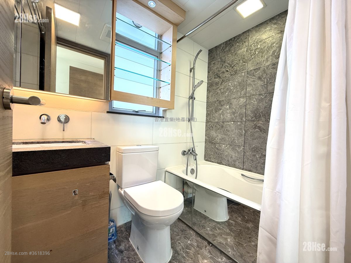 Florient Rise Rental 3 Bedrooms , 2 Bathrooms 635 ft² Florient Rise Rental 3 Bedrooms , 2 Bathrooms 635 ft²