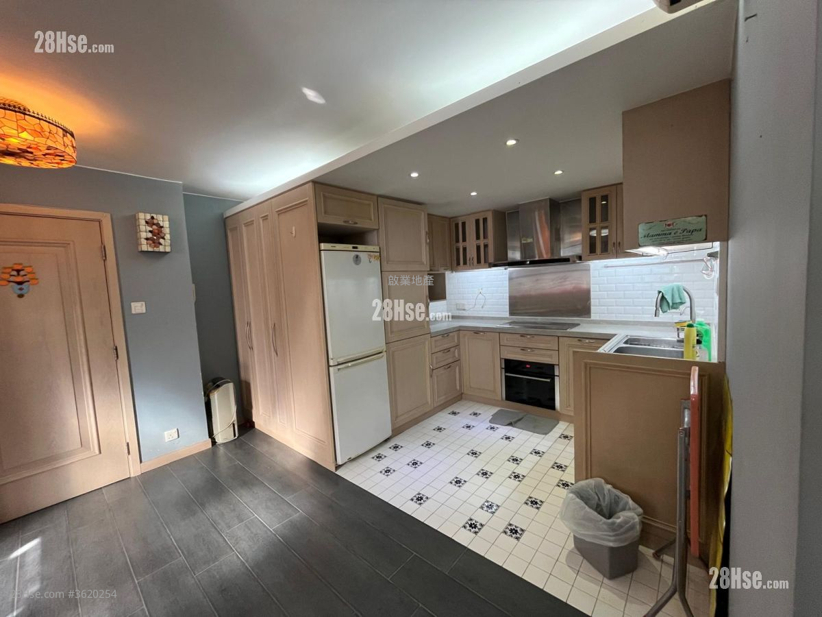 Mei Foo Sun Chuen Sell 3 Bedrooms , 2 Bathrooms 752 ft² Mei Foo Sun Chuen Sell 3 Bedrooms , 2 Bathrooms 752 ft²