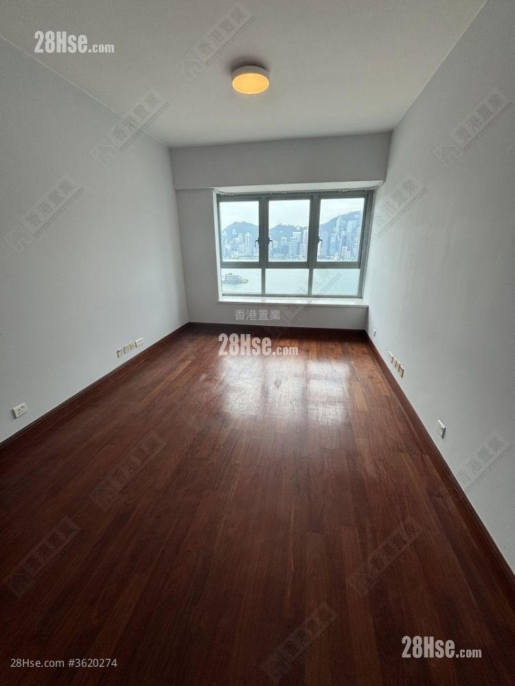 The Harbourside Rental 3 Bedrooms , 3 Bathrooms 1,049 ft² The Harbourside Rental 3 Bedrooms , 3 Bathrooms 1,049 ft²