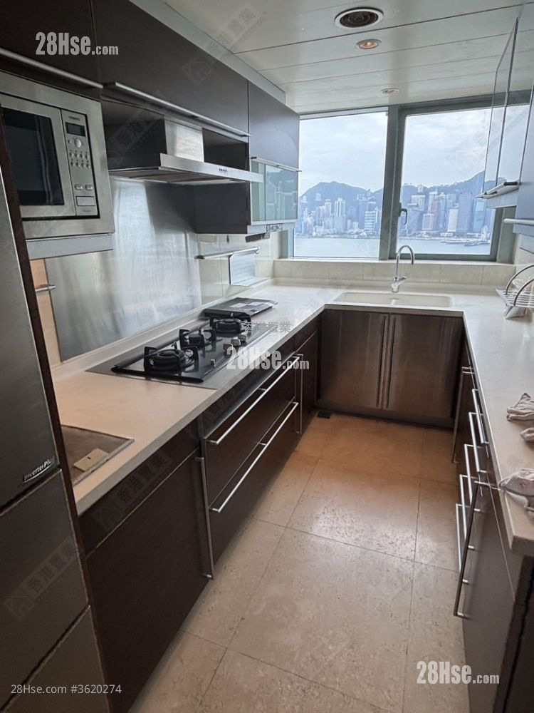 The Harbourside Rental 3 Bedrooms , 3 Bathrooms 1,049 ft² The Harbourside Rental 3 Bedrooms , 3 Bathrooms 1,049 ft²