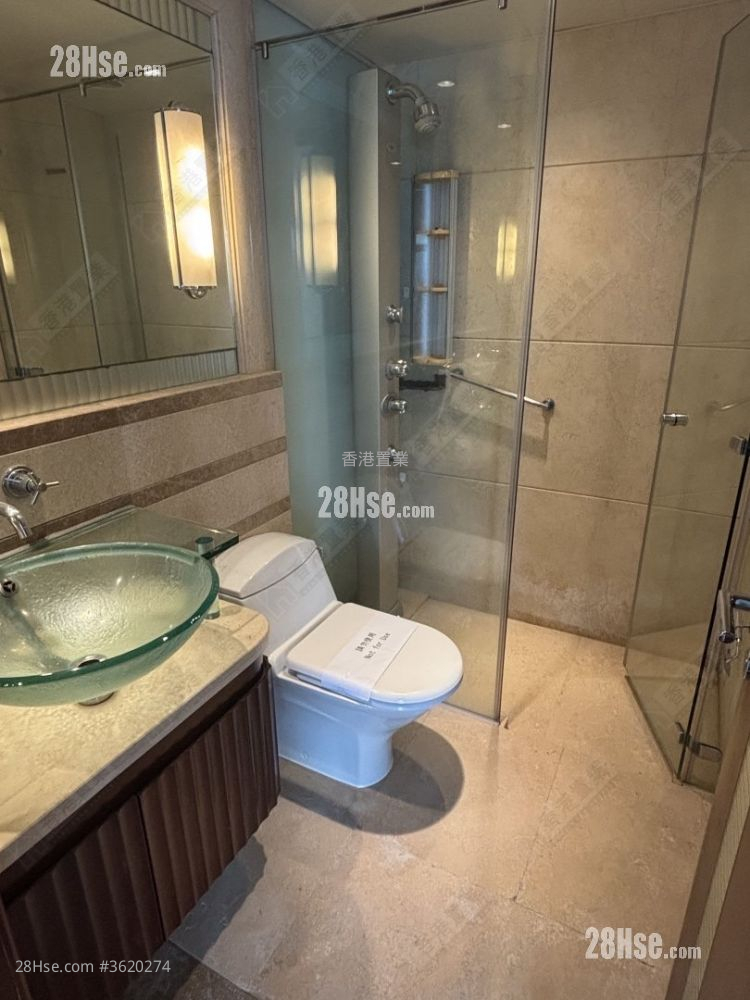 The Harbourside Rental 3 Bedrooms , 3 Bathrooms 1,049 ft² The Harbourside Rental 3 Bedrooms , 3 Bathrooms 1,049 ft²