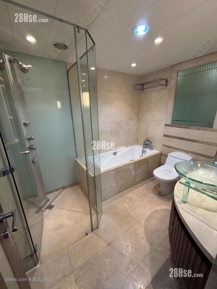 The Harbourside Rental 3 Bedrooms , 3 Bathrooms 1,049 ft² The Harbourside Rental 3 Bedrooms , 3 Bathrooms 1,049 ft²