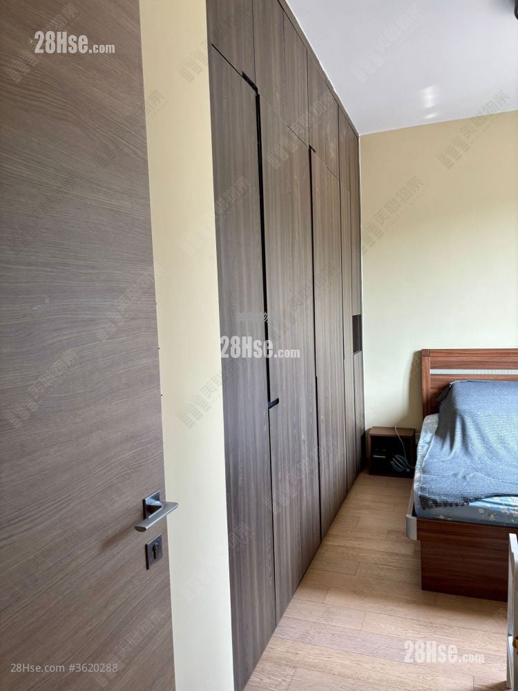 Solaria Sell 4 Bedrooms , 3 Bathrooms 1,067 ft² Solaria Sell 4 Bedrooms , 3 Bathrooms 1,067 ft²