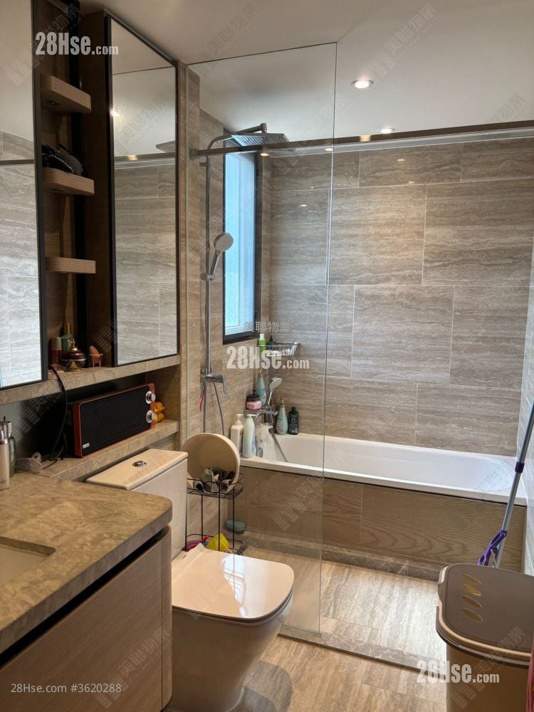 Solaria Sell 4 Bedrooms , 3 Bathrooms 1,067 ft² Solaria Sell 4 Bedrooms , 3 Bathrooms 1,067 ft²